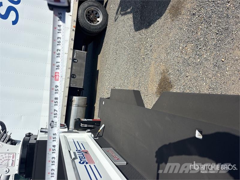 Ford F-550 4x4 Extended Cab Service Truck Komunalna vozila za opštu namenu