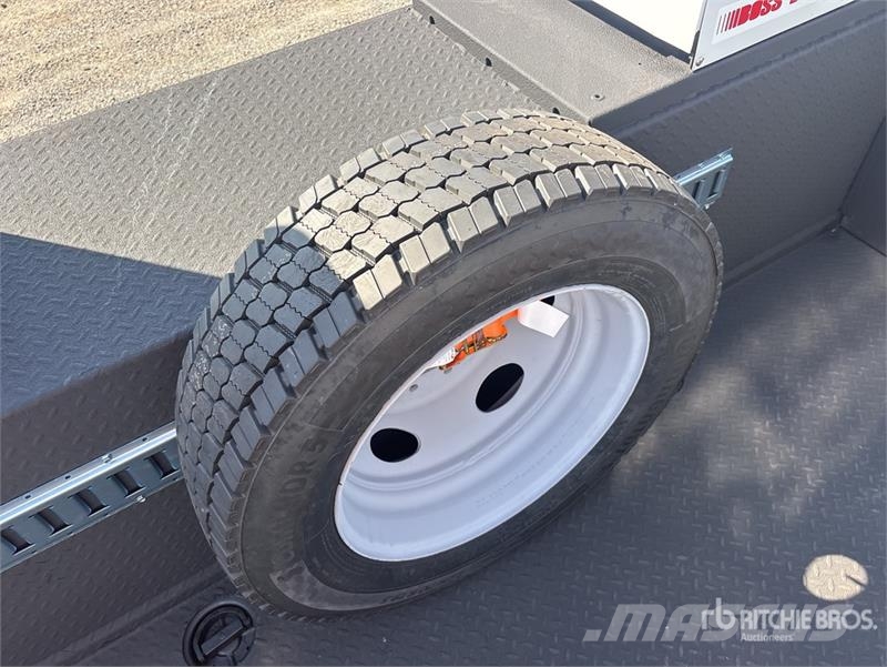 Ford F-550 4x4 Extended Cab Service Truck Komunalna vozila za opštu namenu