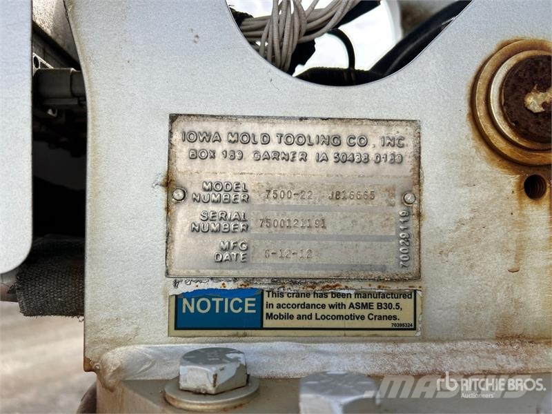 Ford F-550 XL 4x2 Extended Cab Service Truck Pilsētas atkritumvedēji