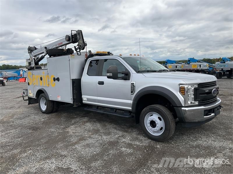 Ford F-550 XL 4x2 Extended Cab Service Truck Kommunalt / generelt kjøretøy