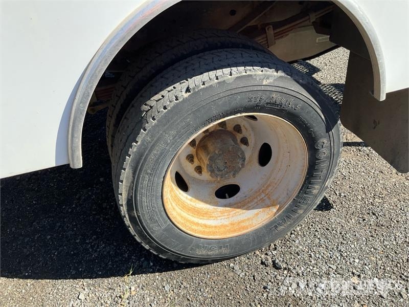 Ford F-550 XL 4x2 Utility Truck (Inoperable) Utilitaire benne