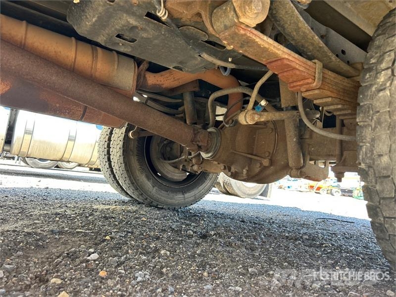 Ford F-550 XL 4x2 Utility Truck Пікапи / Бічне розвантаження