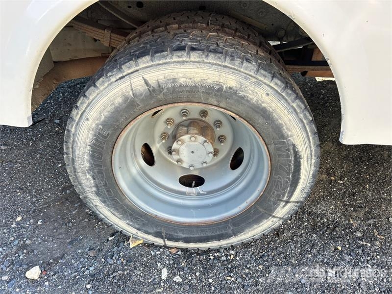 Ford F-550 XL 4x2 Utility Truck Пікапи / Бічне розвантаження