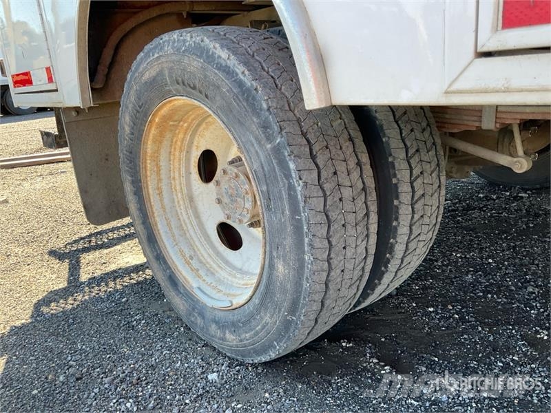 Ford F-550 XL 4x2 Utility Truck (Inoperable) Utilitaire benne