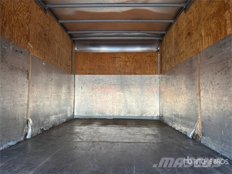 Ford F-550 XL 4x2 Van Truck Autocamioane
