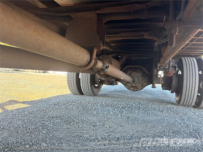 Ford F-550 XL 4x2 Van Truck Autocamioane