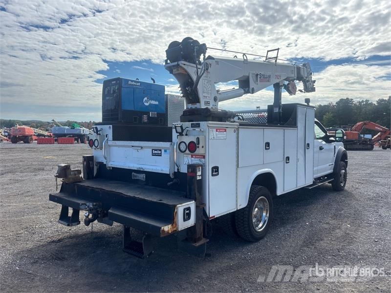 Ford F-550 XL 4x4 Extended Cab Service Truck Municipal / general purpose vehicles