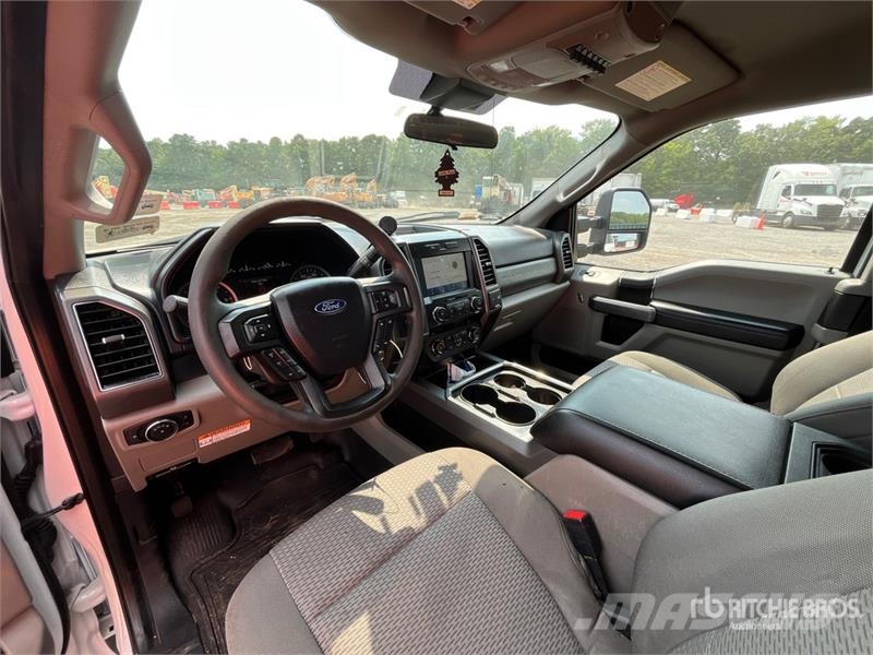 Ford F-550 XLT 4x4 Extended Cab Tow Truck Грузовые эвакуаторы