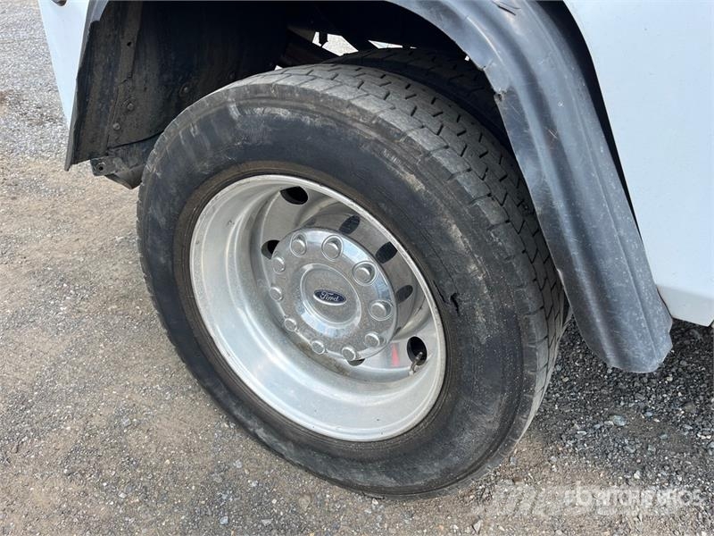 Ford F-550 XLT 4x4 Extended Cab Tow Truck Грузовые эвакуаторы