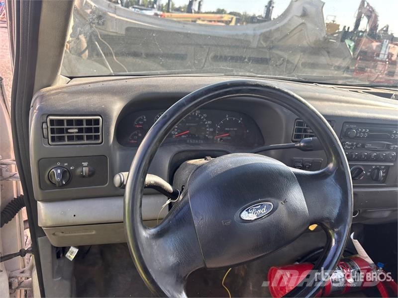 Ford F-650 4x2 Service Truck (Inoperable) Δημοτικά οχήματα/Οχήματα γενικής χρήσης