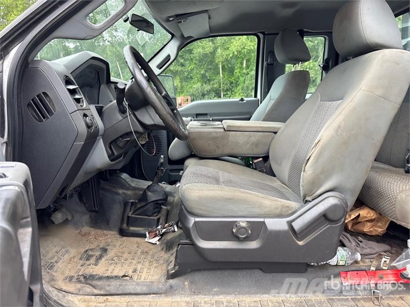 Ford F-650 XL 4x2 Extended Cab Rollback Truck Грузовые эвакуаторы