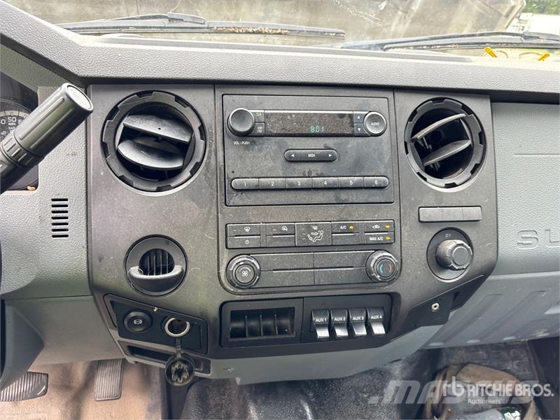Ford F-650 XL 4x2 Extended Cab Rollback Truck Грузовые эвакуаторы
