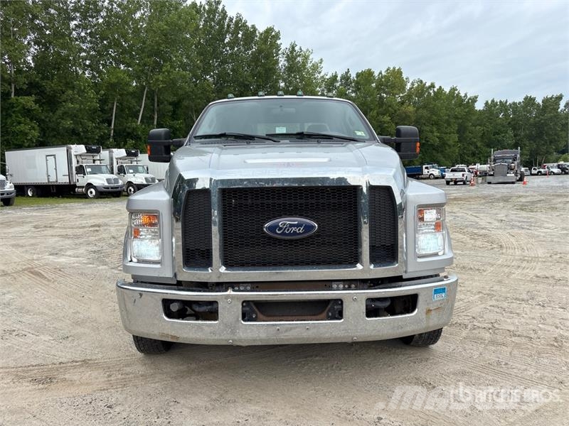 Ford F-650 XL 4x2 Extended Cab Rollback Truck Грузовые эвакуаторы
