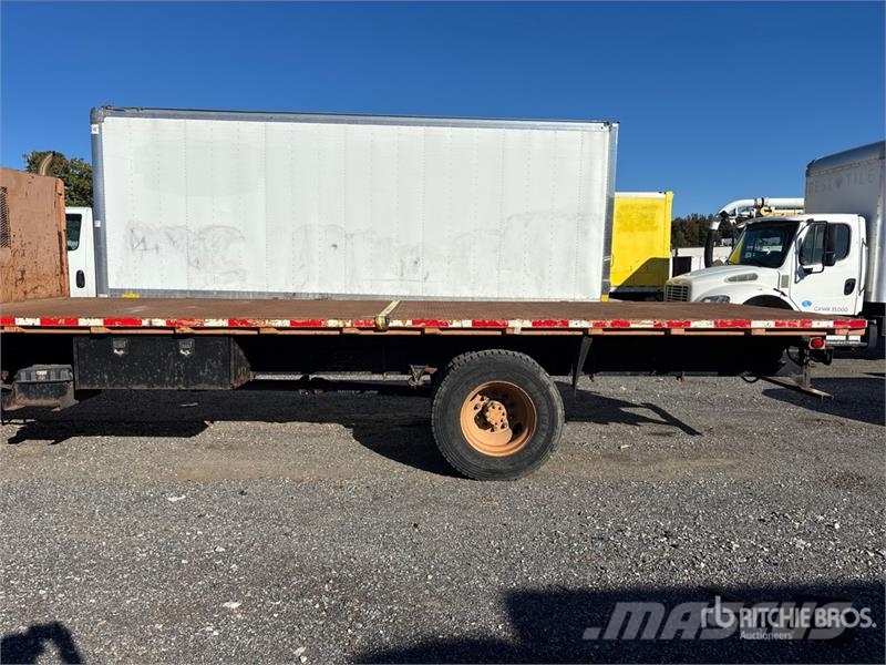 Ford F-650 XL 4x2 Flatbed Truck Ciężarówki typu Platforma / Skrzynia