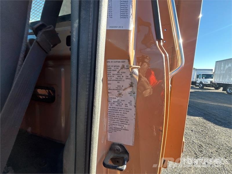 Ford F-650 XL 4x2 Flatbed Truck Ciężarówki typu Platforma / Skrzynia