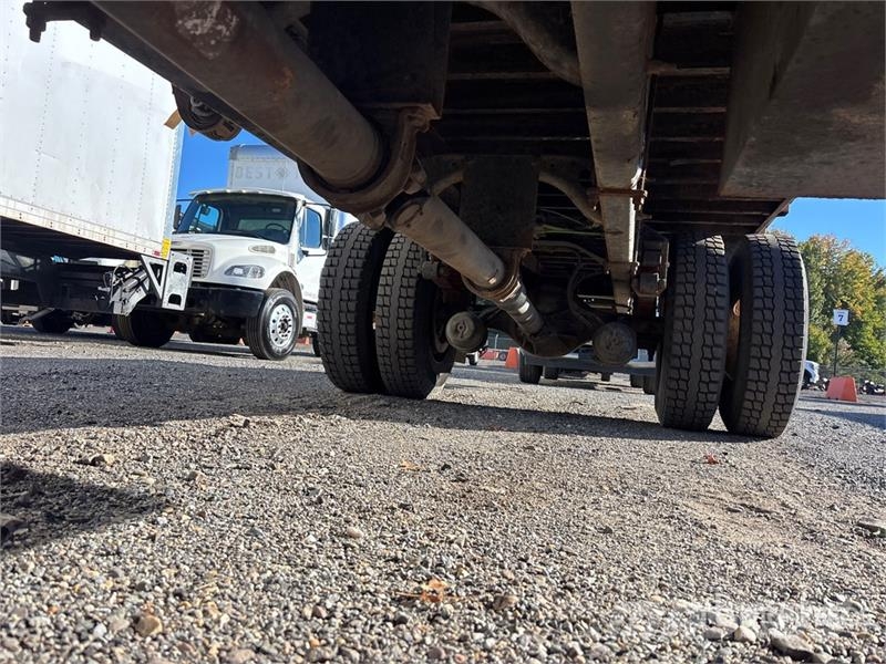 Ford F-650 XL 4x2 Flatbed Truck Ciężarówki typu Platforma / Skrzynia