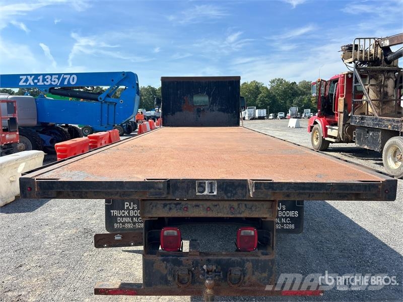 Ford F-750 4x2 Flatbed Truck Flatbed/Dropside trucks