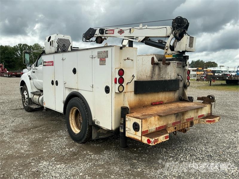 Ford F-750 4x2 Service Truck Komunalna vozila za opštu namenu