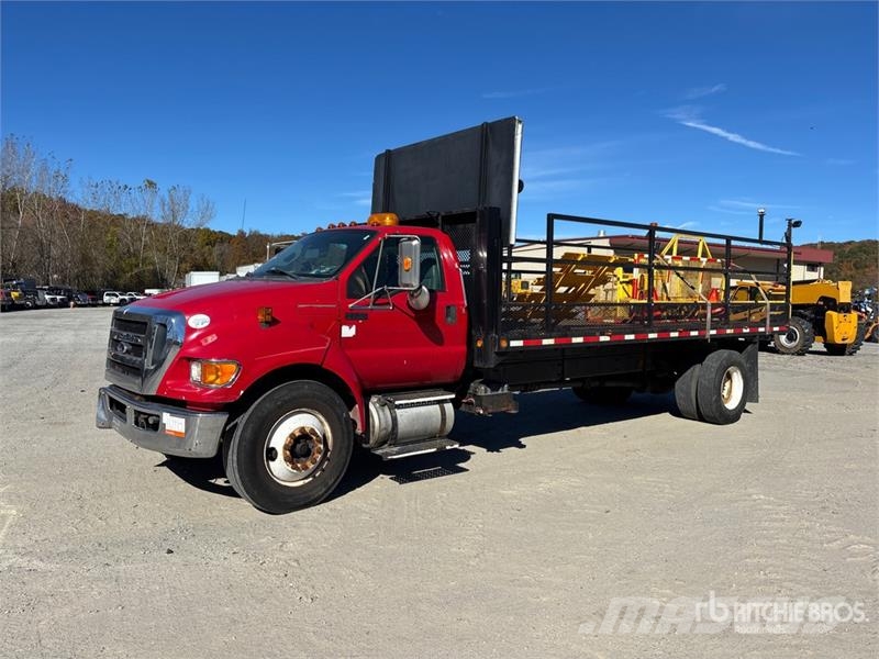 Ford F-750 4x2 Traffic Cone Truck Andre lastbiler