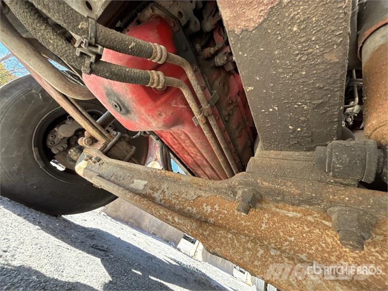 Ford F-750 4x2 Traffic Cone Truck Andre lastbiler