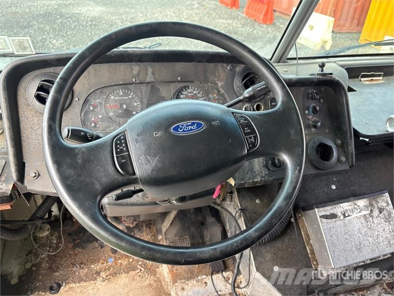 Ford F59 4x2 Step Van Varebiler
