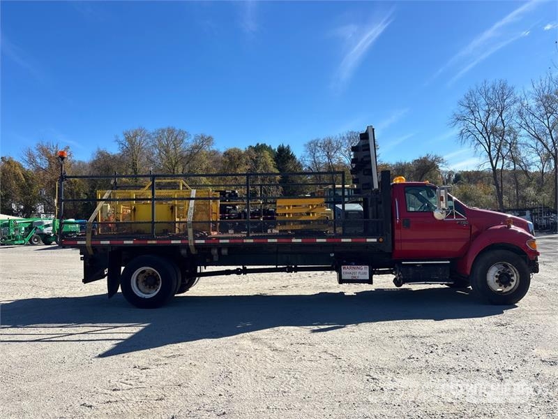 Ford F750 4x2 Traffic Cone Truck Anders