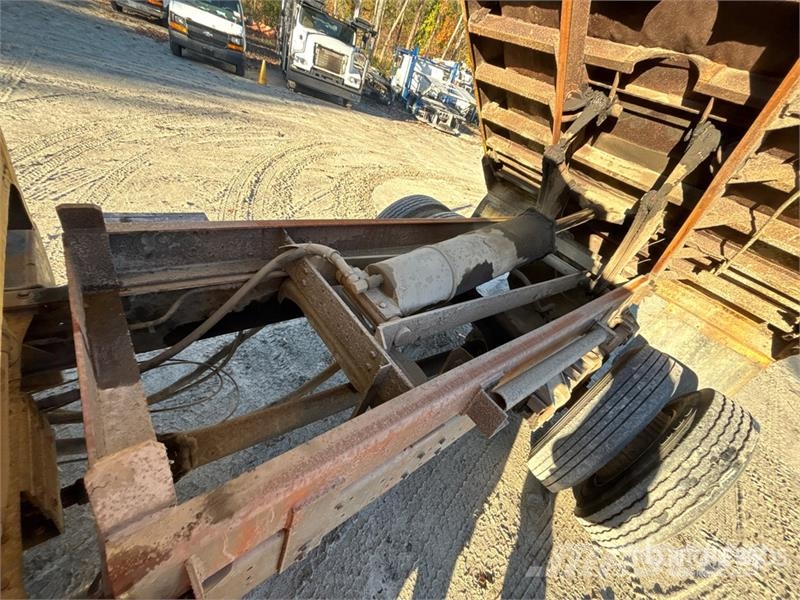 Ford F800 4x2 S/A Dump Truck Kiperi kamioni
