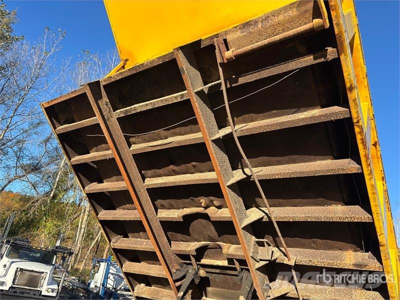 Ford F800 4x2 S/A Dump Truck Kiperi kamioni