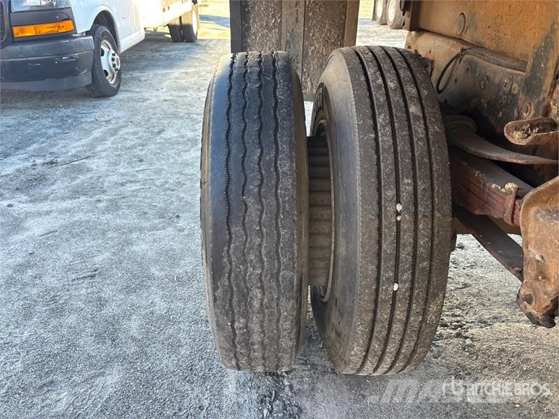 Ford F800 4x2 S/A Dump Truck Kiperi kamioni