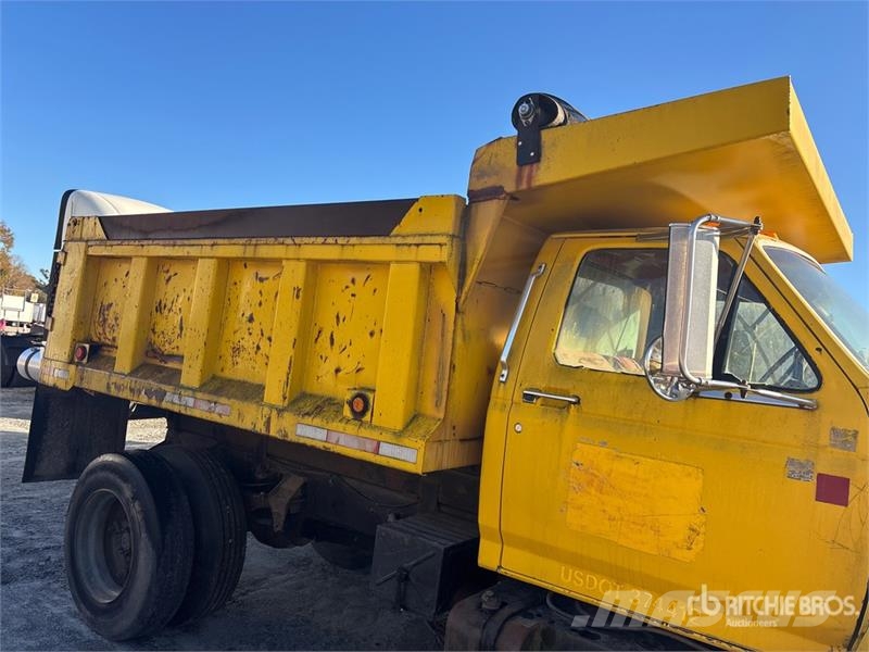 Ford F800 4x2 S/A Dump Truck Kiperi kamioni