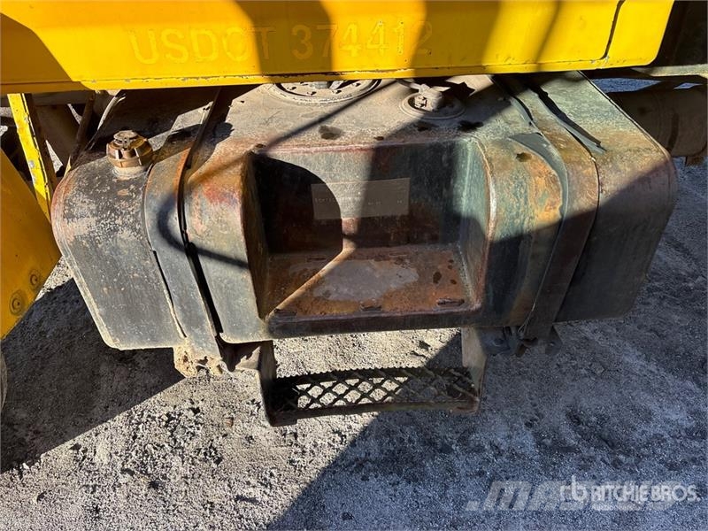 Ford F800 4x2 S/A Dump Truck Kiperi kamioni