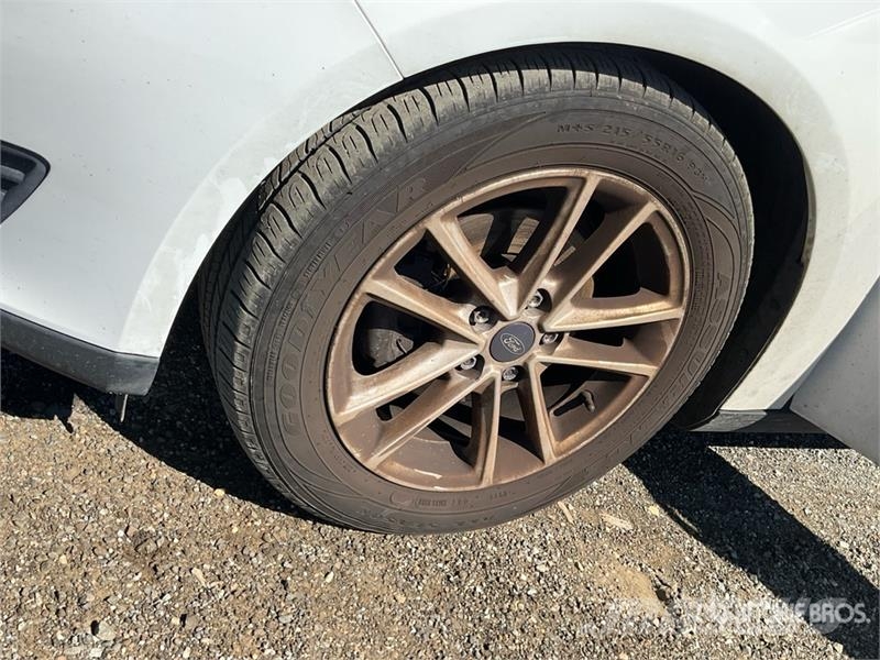Ford Focus Automobile PKWs