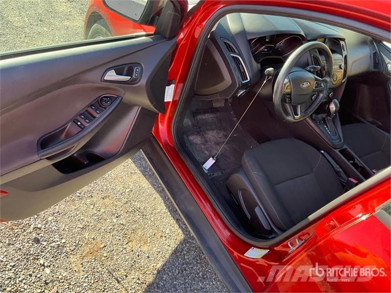 Ford Focus SE Automobile Auto