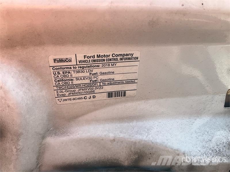 Ford Focus SE Automobile سيارات