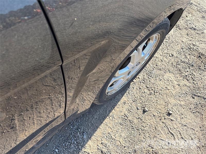 Ford Focus SES Automobile Коли
