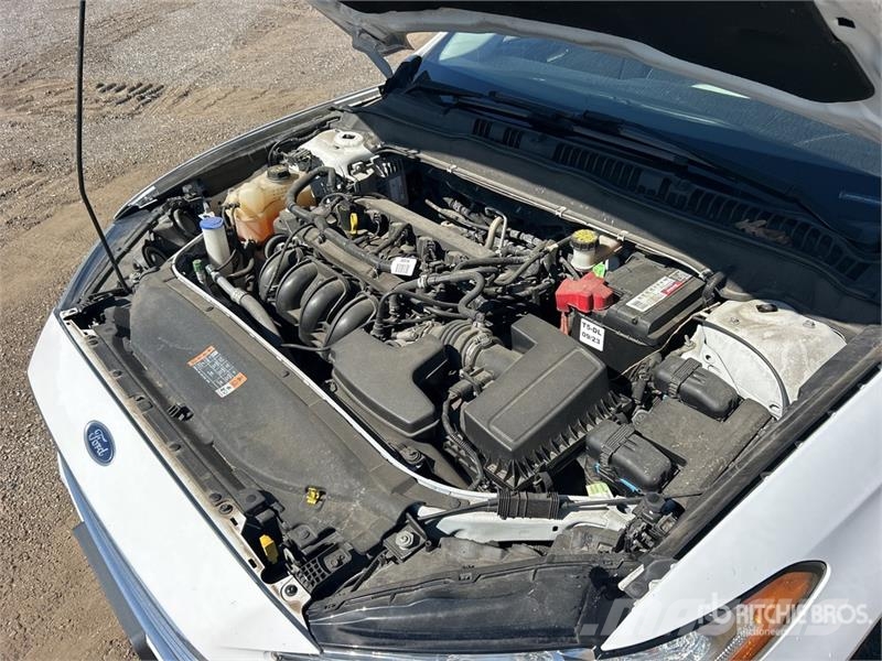 Ford Fusion SE Automobile Auto's