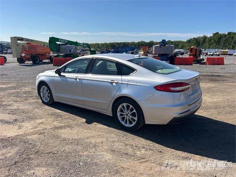 Ford Fusion SE Automobile Auto's