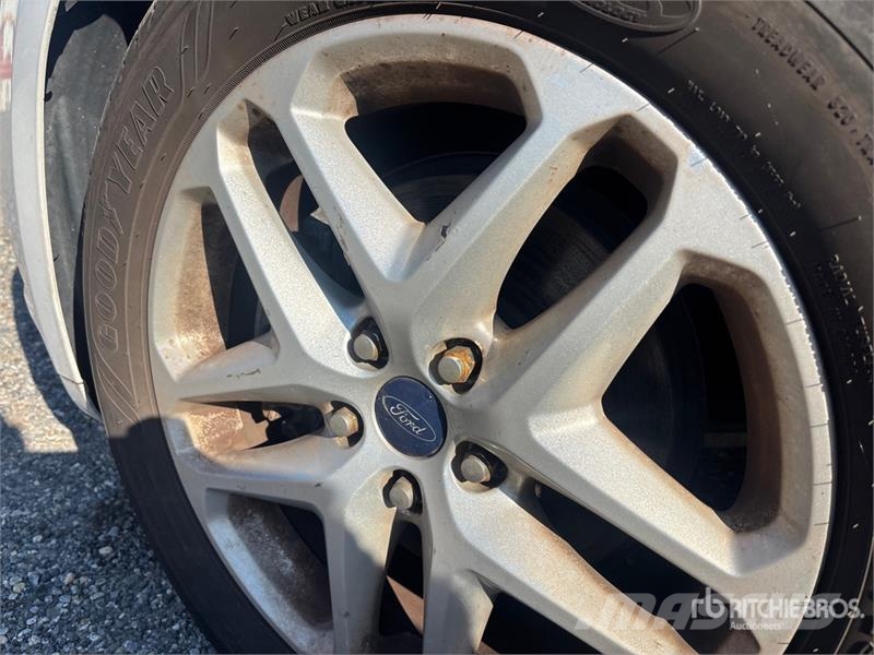 Ford Fusion SE Automobile Auto's