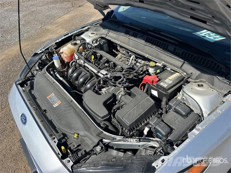 Ford Fusion SE Automobile Auto's