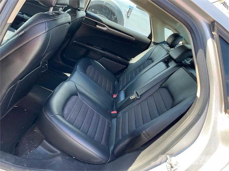 Ford Fusion SE Automobile Auto's