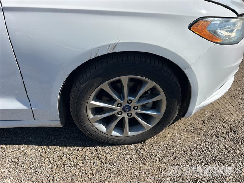 Ford Fusion SE Automobile Auto's