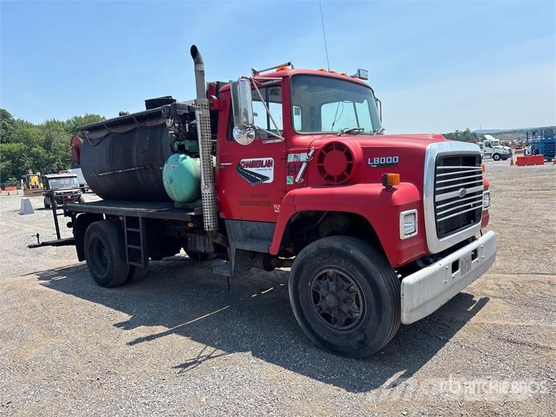 Ford LN8000F Tankwagen