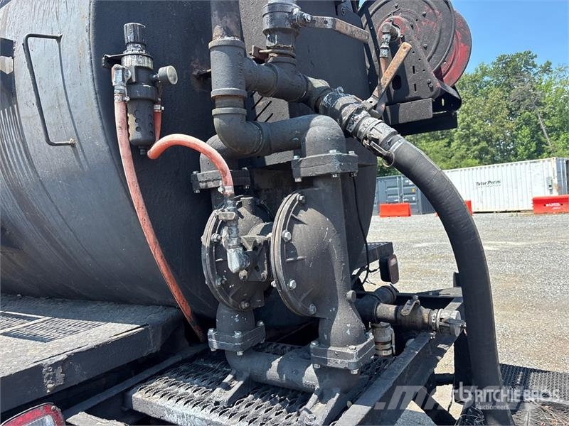 Ford LN8000F Tankwagen