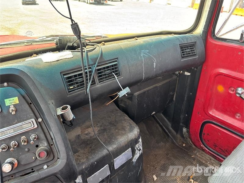 Ford LN8000F Tankwagen