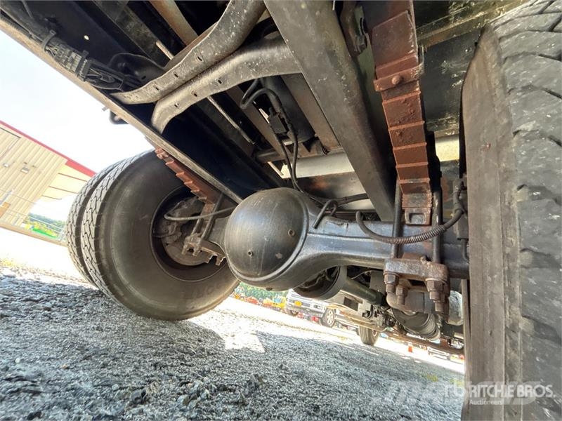 Ford LR760-E70 70 ft on Ford F-750 4x2 Forestry Chipper Truck mounted platforms