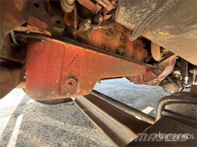 Ford LR760-E70 70 ft on Ford F-750 4x2 Forestry Chipper Truck mounted platforms