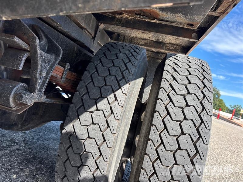 Ford LR760-E70 70 ft on Ford F-750 4x2 Forestry Chipper Truck mounted platforms