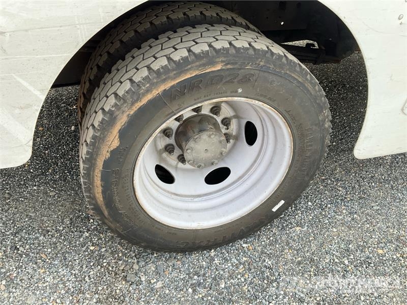 Ford Step Van Kapali kasa kamyonetler