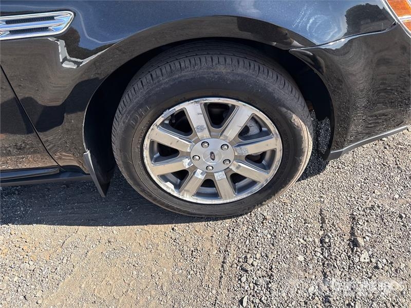 Ford Taurus SEL AWD Automobile 자동차