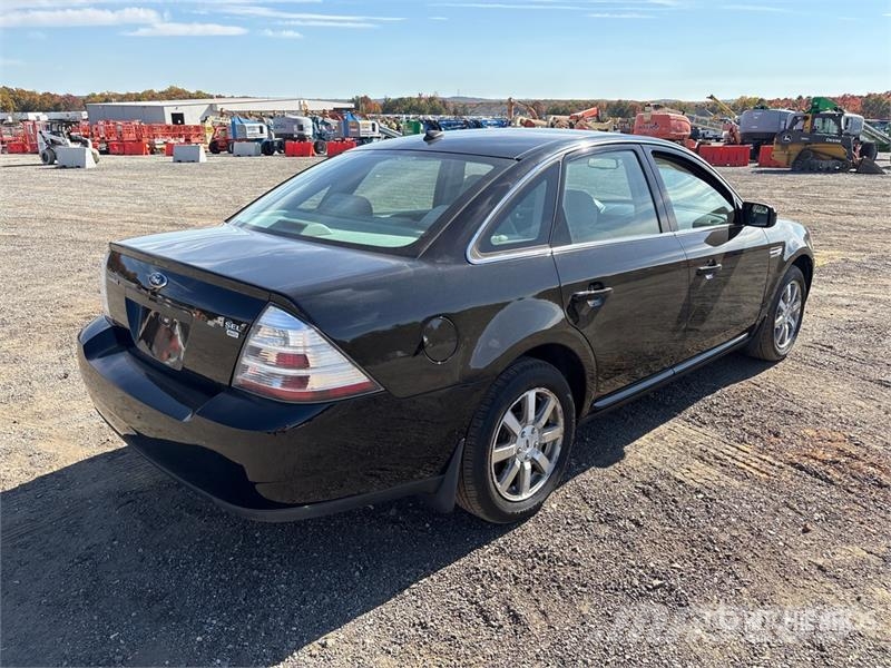 Ford Taurus SEL AWD Automobile 자동차